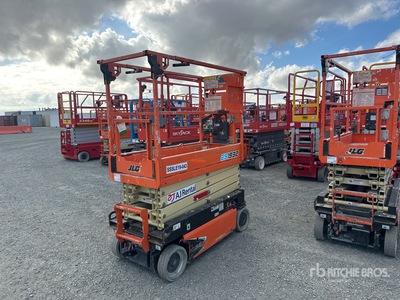 2022 JLG ES1932 Electric Scissor Lift