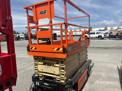 2022 JLG ES3246 Electric Scissor Lift