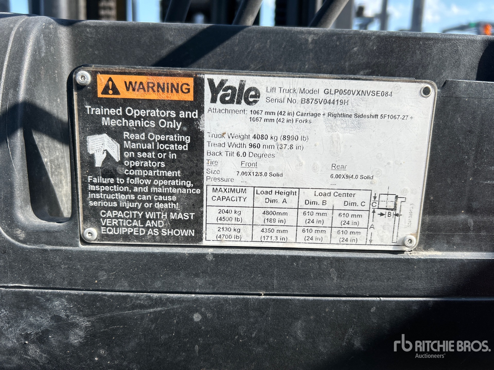 2010 Yale GLP050VX 4700 lb Pneumatic Tire Forklift