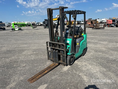 2004 Mitsubishi FGC15N 3000 lb Cushion Tire Carretilla Elevadora