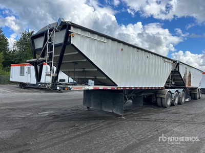 2009 Doepker Tri/A Super B-Train Lead Belly Dump Grain Trailer