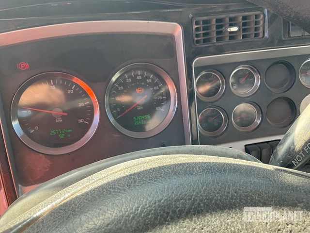 CAMIóN REVOLVEDOR 2006 KENWORTH MCNEILUS 12 CYD