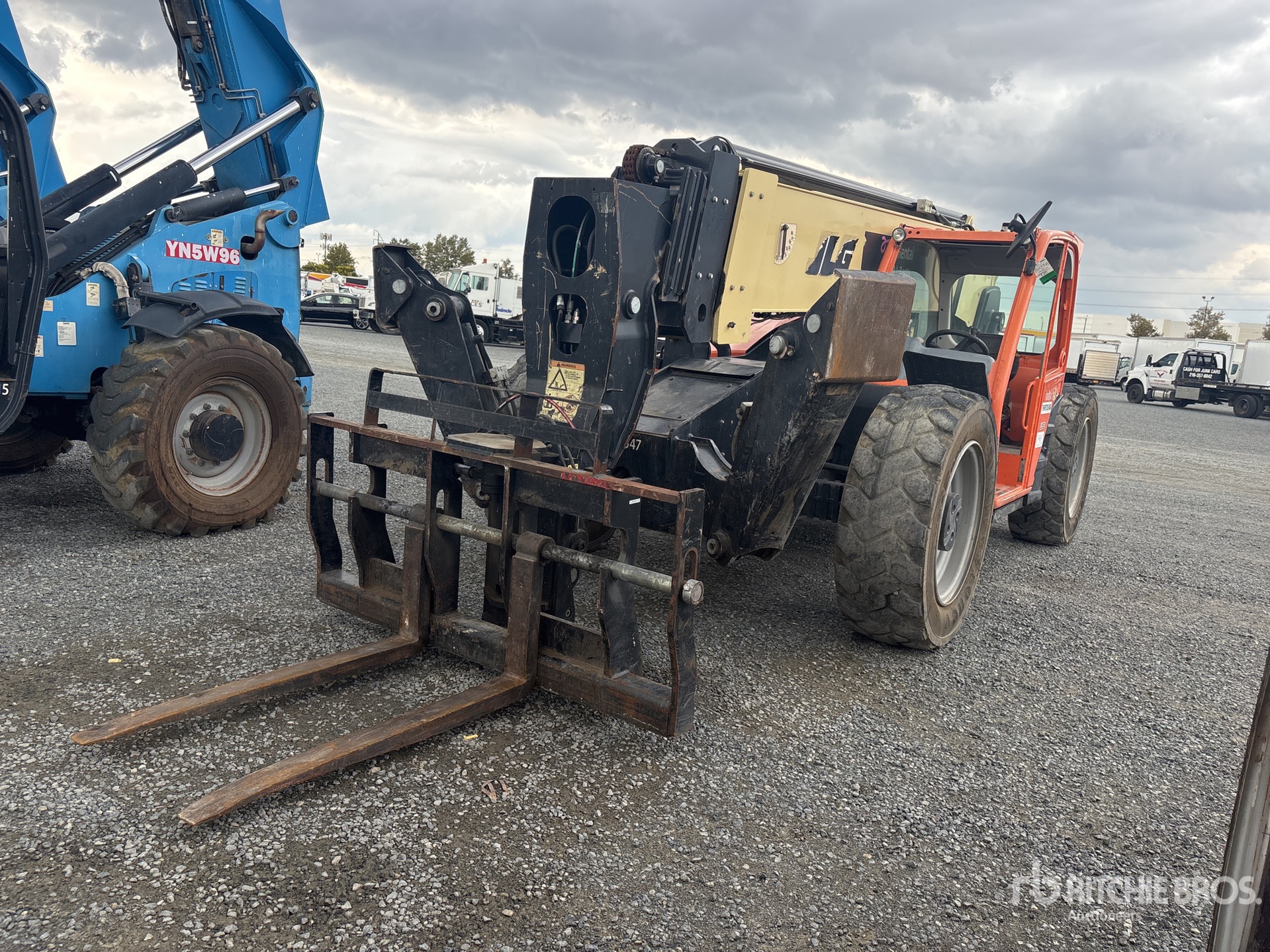 2016 JLG 1055 Telehandler