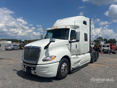 2023 International LT625 6x4 Cabeza Tractora Cabina Dormitorio