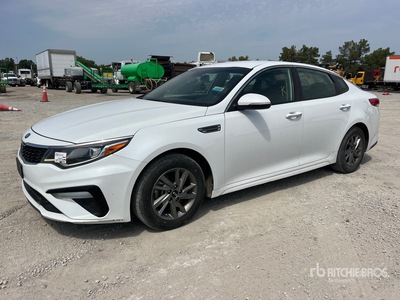 2019 Kia Optima Automobile