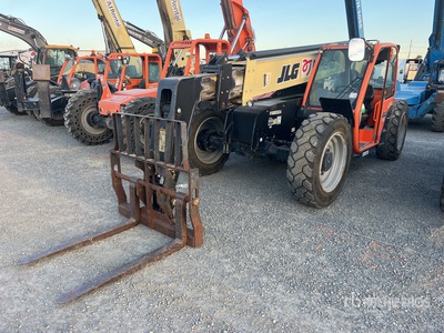 2017 JLG 742 Telehandler