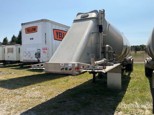 2016 MAC TN1050APB 1050 cft T/A Pneumatic Bulk Trailer