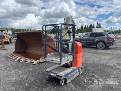JLG 20DVL Vertical Mast Lift