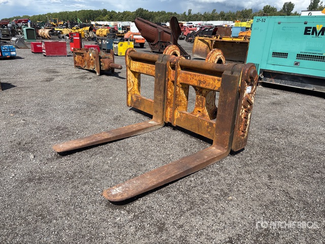 Garier Garier 12962-02 60 in Wheel Loader Forks | Ritchie Bros. Auctioneers
