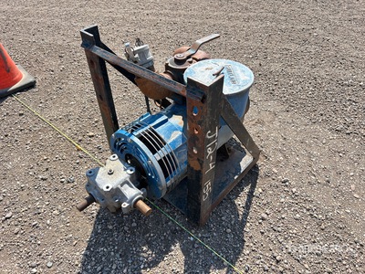 2007 Fruitland Tool and Mfg. RCF370 Pump Skid-Mounted Varios, Bomba