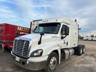 2017 Freightliner Cascadia 125 6x4 Cabeza Tractora Cabina Dormitorio (Inoperable)