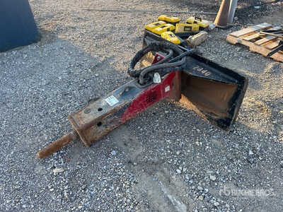 2017 Chicago Pneumatic RX4II Skid Steer Breaker
