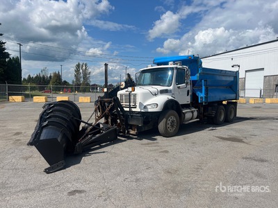 2010 Freightliner M2 112 6x4 Schneepflug-Lastzug