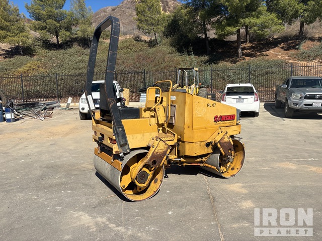 COMPACTADOR 1998 CATERPILLAR CB224C