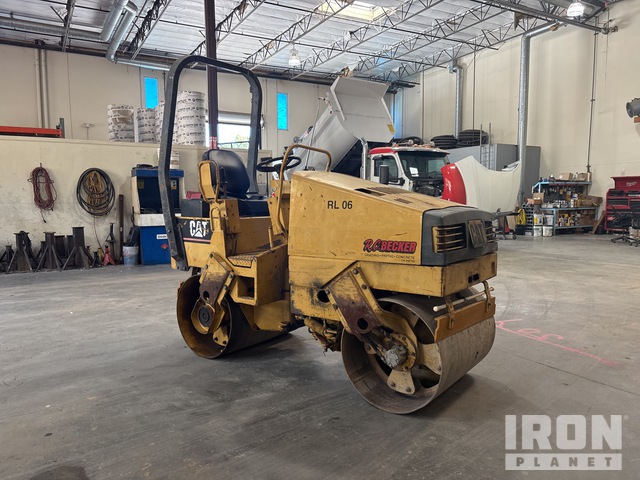 COMPACTADOR 1996 CATERPILLAR CB214C