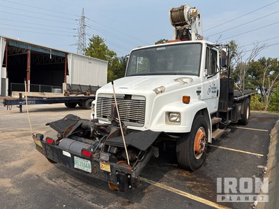 Pitman Hydra-Lift 25000 lb on 1995 Freightliner FL-70 4x2 Crane Truck