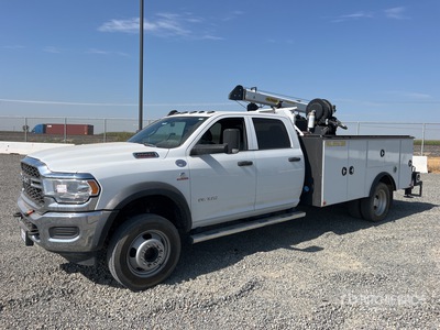 2022 Ram 5500 4x4 Crew Cab Camion de service