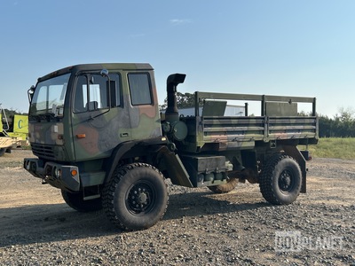 2003 Stewart & Stevenson M1078A1 LMTV 4x4 Cargo Truck