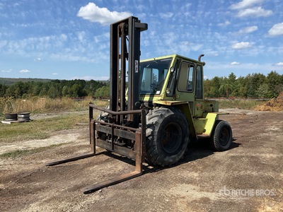Lift All 8000 lb Cushion Tire All Terrain Carrelli Elevatori