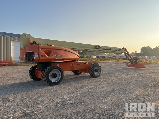 ELEVADOR TELESCóPICO 2011 JLG 4WD 1350SJP