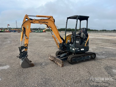 2014 Hyundai R25Z-9AK Minikoparka