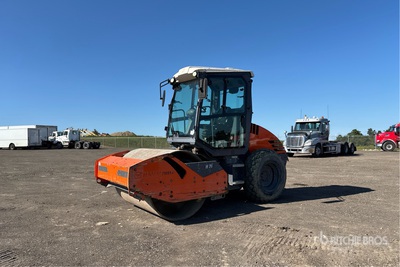 Hamm H7i Smooth Drum Compactor