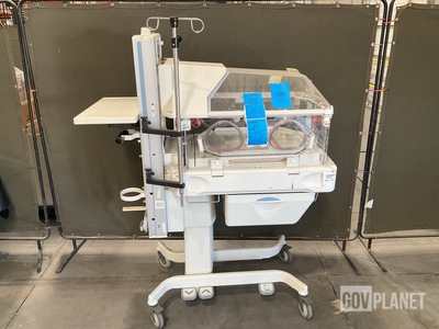 GE OmniBed Infant Incubator