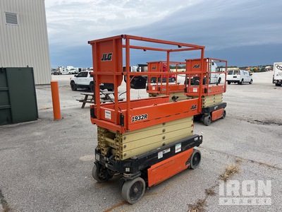 2019 JLG 1932R Electric Piattaforma aerea verticale