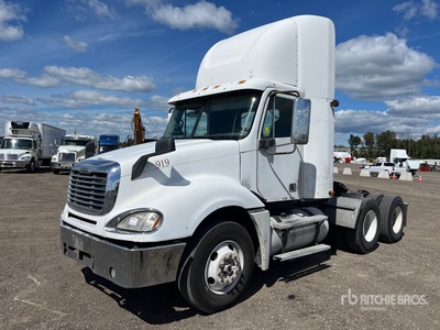 2005 Freightliner Columbia 120 6x4 Day Cab Truck Tractor