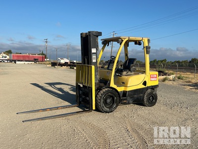 Hyster H60 5550 lb Pneumatic Tire Forklift