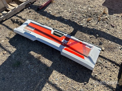 Bobcat 3650 Side by Side Tailgate