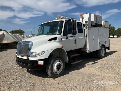 2014 International 4300SBA DuraStar 4x2 Extended Cab Service Truck