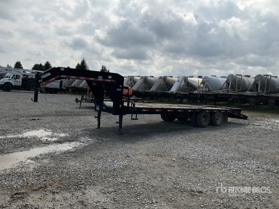 2010 Delco FD 24K Low Pro Dual 25 ft T/A Gooseneck Plant Trailer