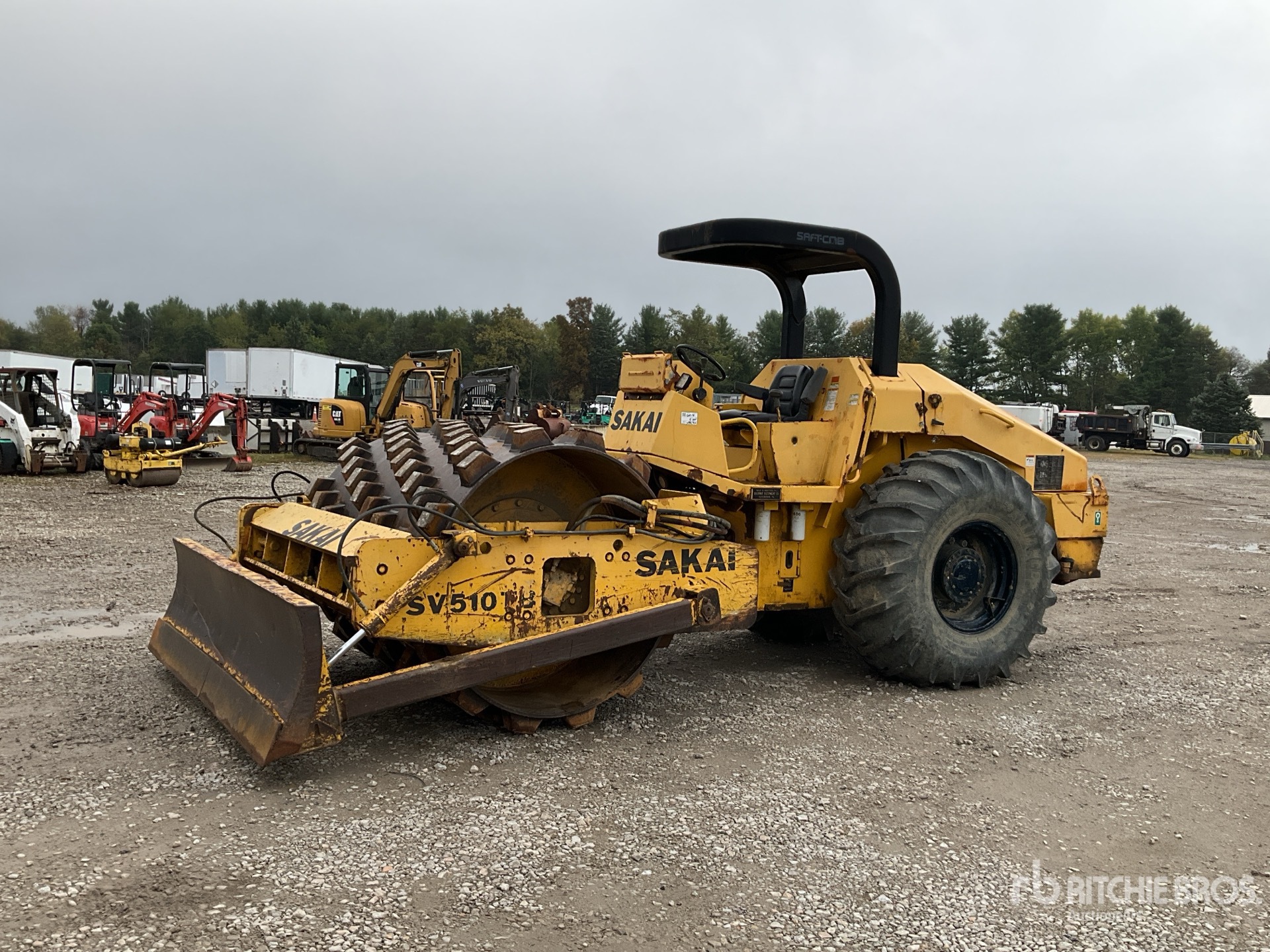 2000 Sakai SV510TB Padfoot Drum Compactor