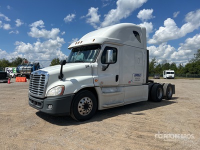 2019 Freightliner Cascadia 125 6x4 T/A Sleeper Truck Tractor