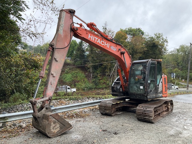 2019 Hitachi ZX135US-6
