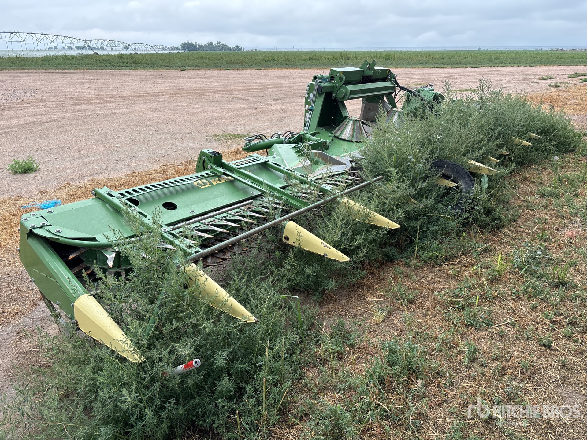2017 Krone Easy collect 900-3 12 Row 30 ft Multicrop Cabezal de cosechadora de forraje