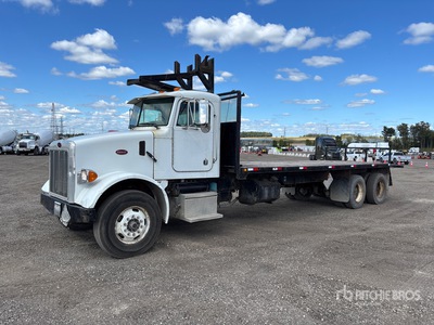 2005 Peterbilt 357 6x4 Camion à Plateau