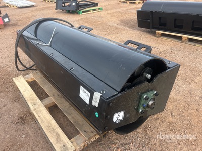 2025 GIYI GY-VR66 66 in Rodillo vibrador para minicargadora (Unused)