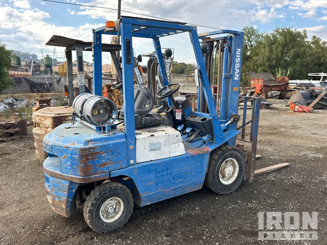 MONTACARGAS NISSAN PJ02A25PV