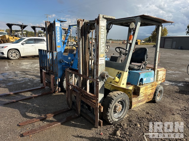 MONTACARGAS NISSAN PJ02