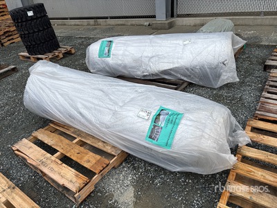6.6 ft x 164 ft Bubble Aluminum Foil Reflective Insulation (Unused)