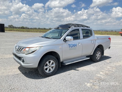 2016 Mitsubishi L200 4x4 Crew Cab Pickup