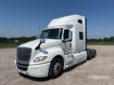 2021 International LT625 6x4 T/A Sleeper Truck Tractor