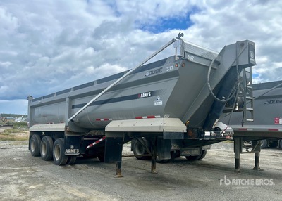 2021 Arne's qmax34533 36 ft Tri/A Tipping Trailer