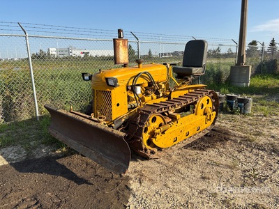 1950 Oliver Antique Track Tractor (Inoperable)