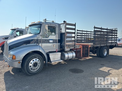 2000 Kenworth T-300 4x2 Flatbed Truck (Inoperable)