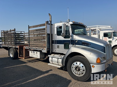 2000 Kenworth T-300 4x2 Table Top Truck (Inoperable)