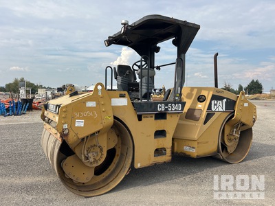 2005 Cat CB-534D Rodillo Tándem