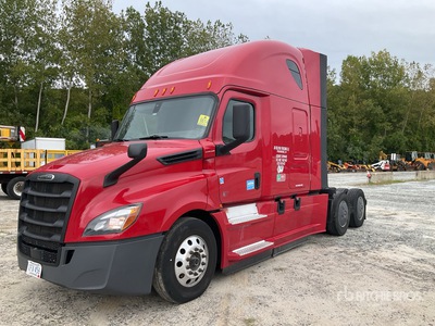 2020 Freightliner Cascadia 126 6x4 Sleeper Truck Tractor